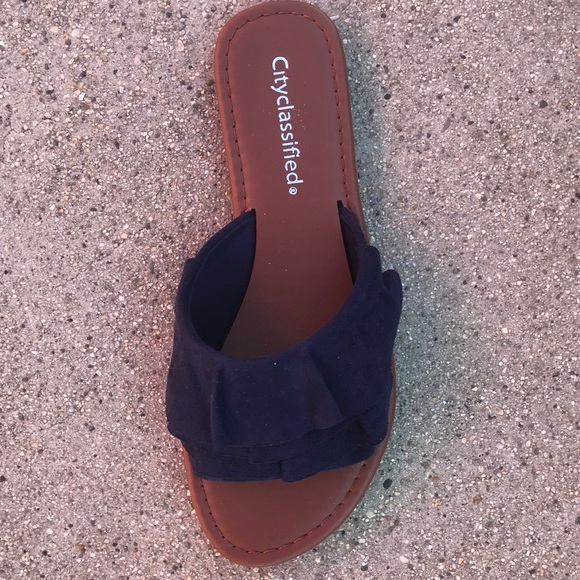 City Classified girly navy ruffle Slide Sandals - Picture 2 of 4